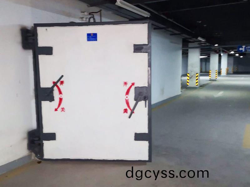 鋼(gang)筋(jin)混(hun)凝土(tu)單扇防護(hu)密閉門